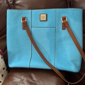 Dooney & Bourke Large Tote
